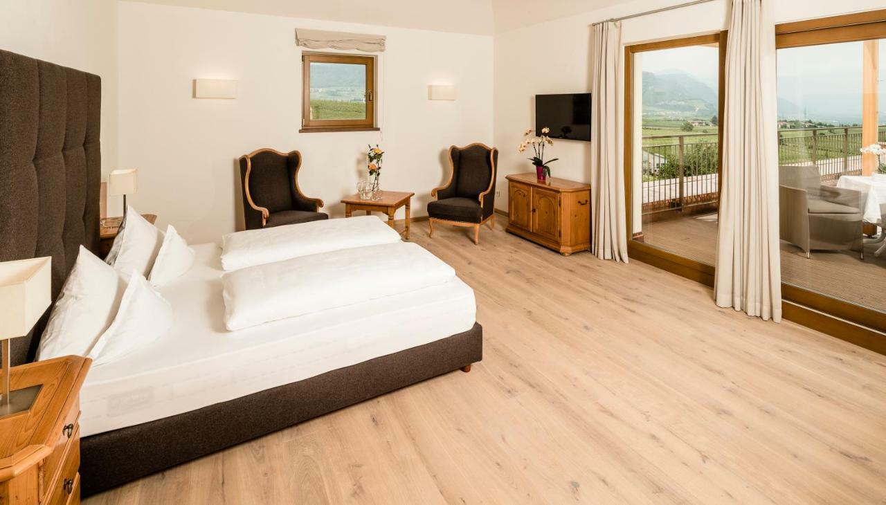 Hotel Girlanerhof Аппиано-Сулла-Страда-дель-Вино Экстерьер фото